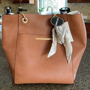 NWT Steve Madden Purse